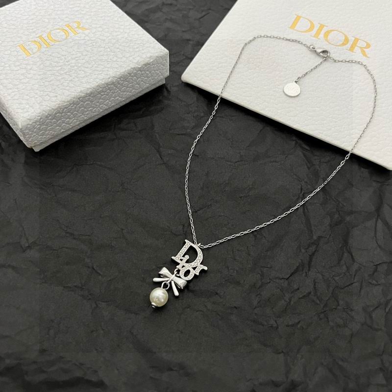 Dior Necklace 01lyr33